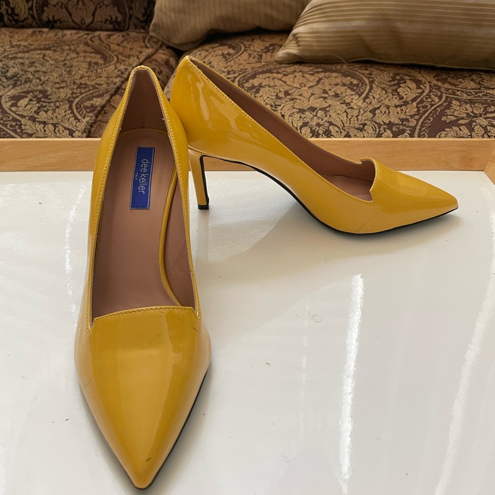 Yellow Dee Keller Patent Leather Mustard Yellow Heels size US 7/ EU 37